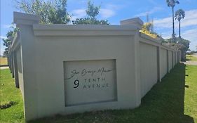 Sea Breeze Manor - Aqua Unit